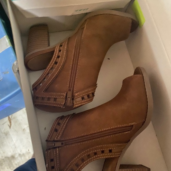 EUC Open toe ankle booties sz6 - Picture 3 of 10